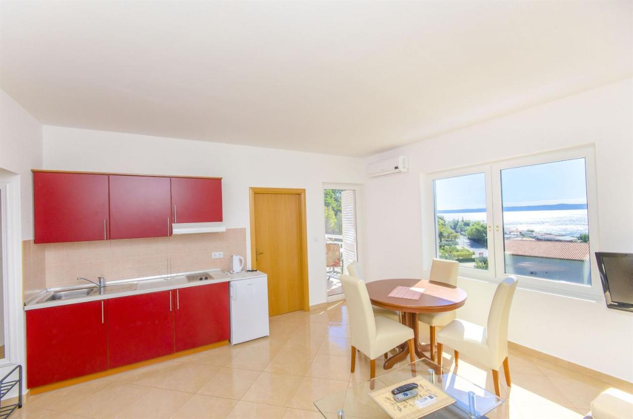 Apartments Seaview Tučepi Exterior foto