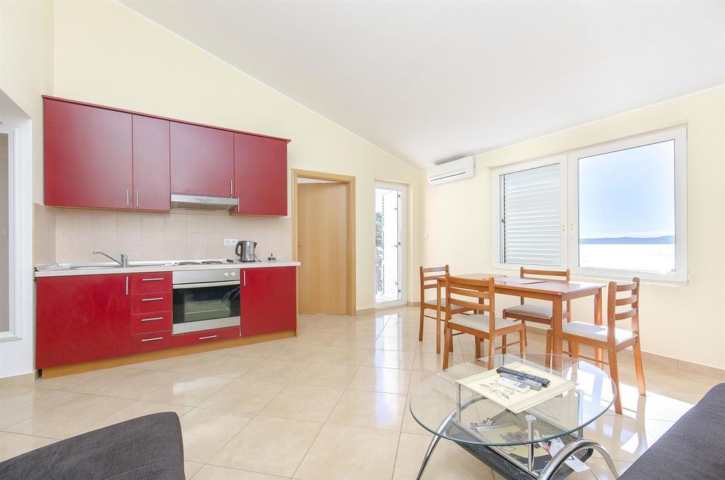Apartments Seaview Tučepi Exterior foto