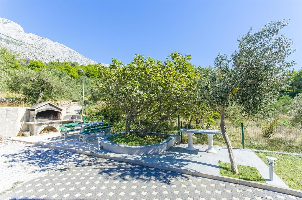 Apartments Seaview Tučepi Exterior foto