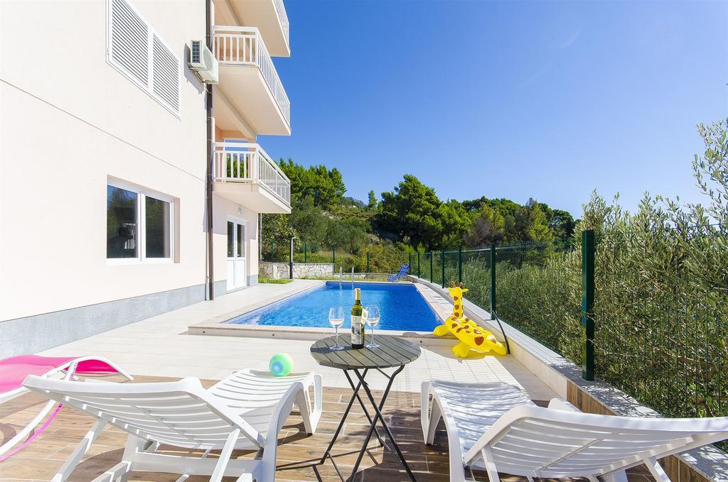 Apartments Seaview Tučepi Exterior foto