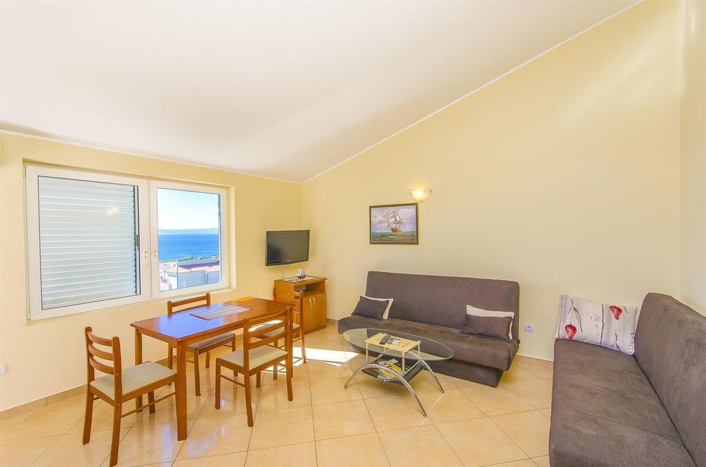 Apartments Seaview Tučepi Exterior foto